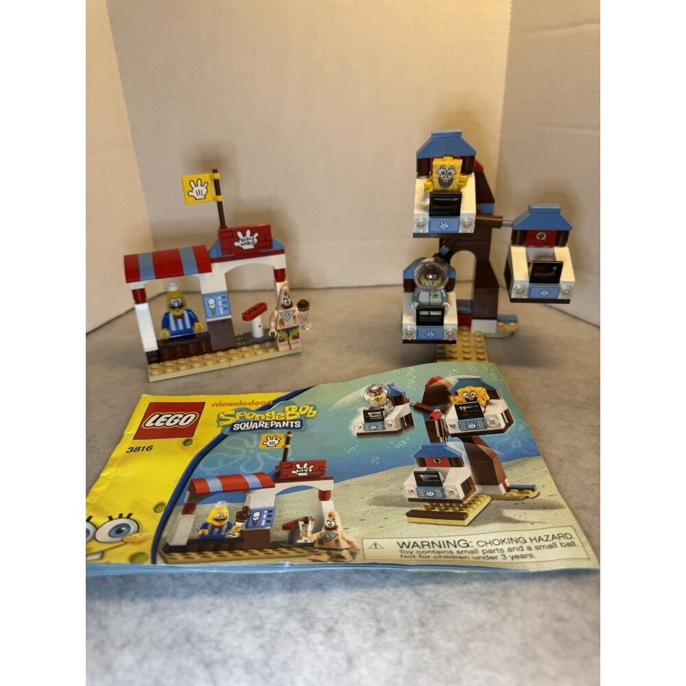 LEGO Glove World SpongeBob SquarePants Set 3816 99% Complete W/Manual